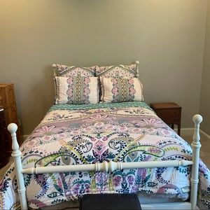 EUC Anthropologie queen sized bedding set